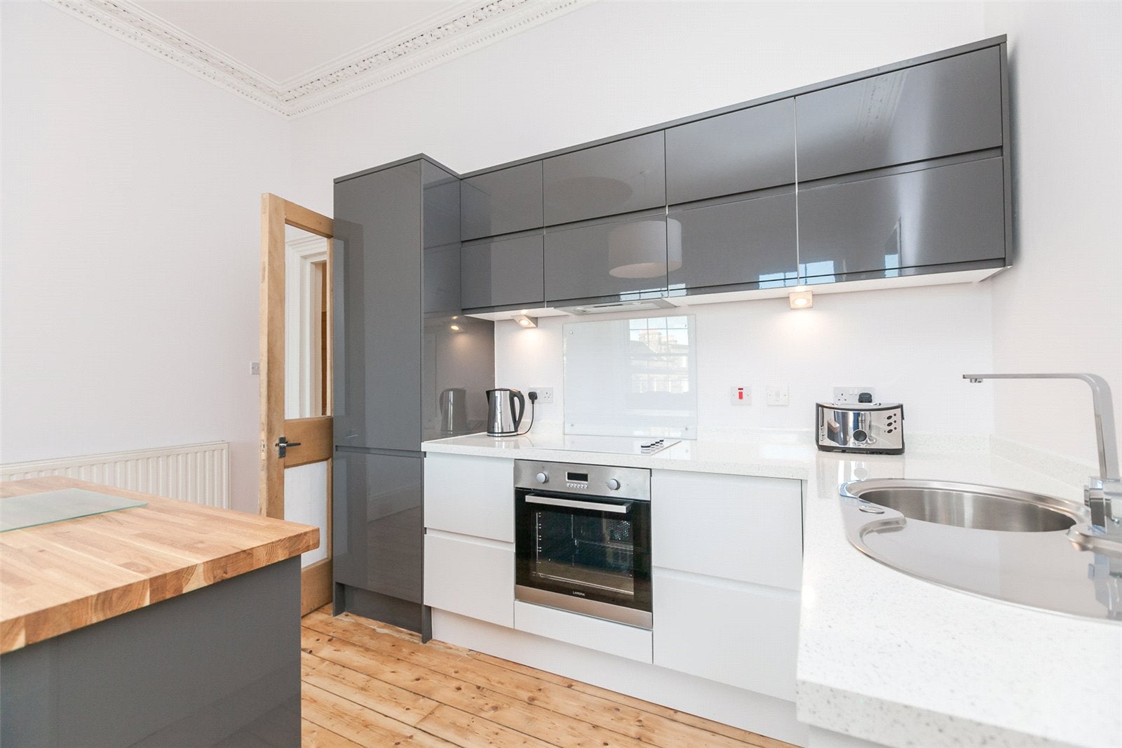 Flat Queensferry Street in City of Edinburgh