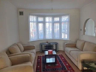 House Uxbridge Road in Greater London