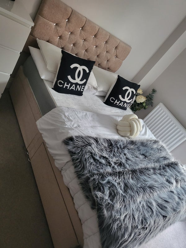 Room Windsor Road in Slough