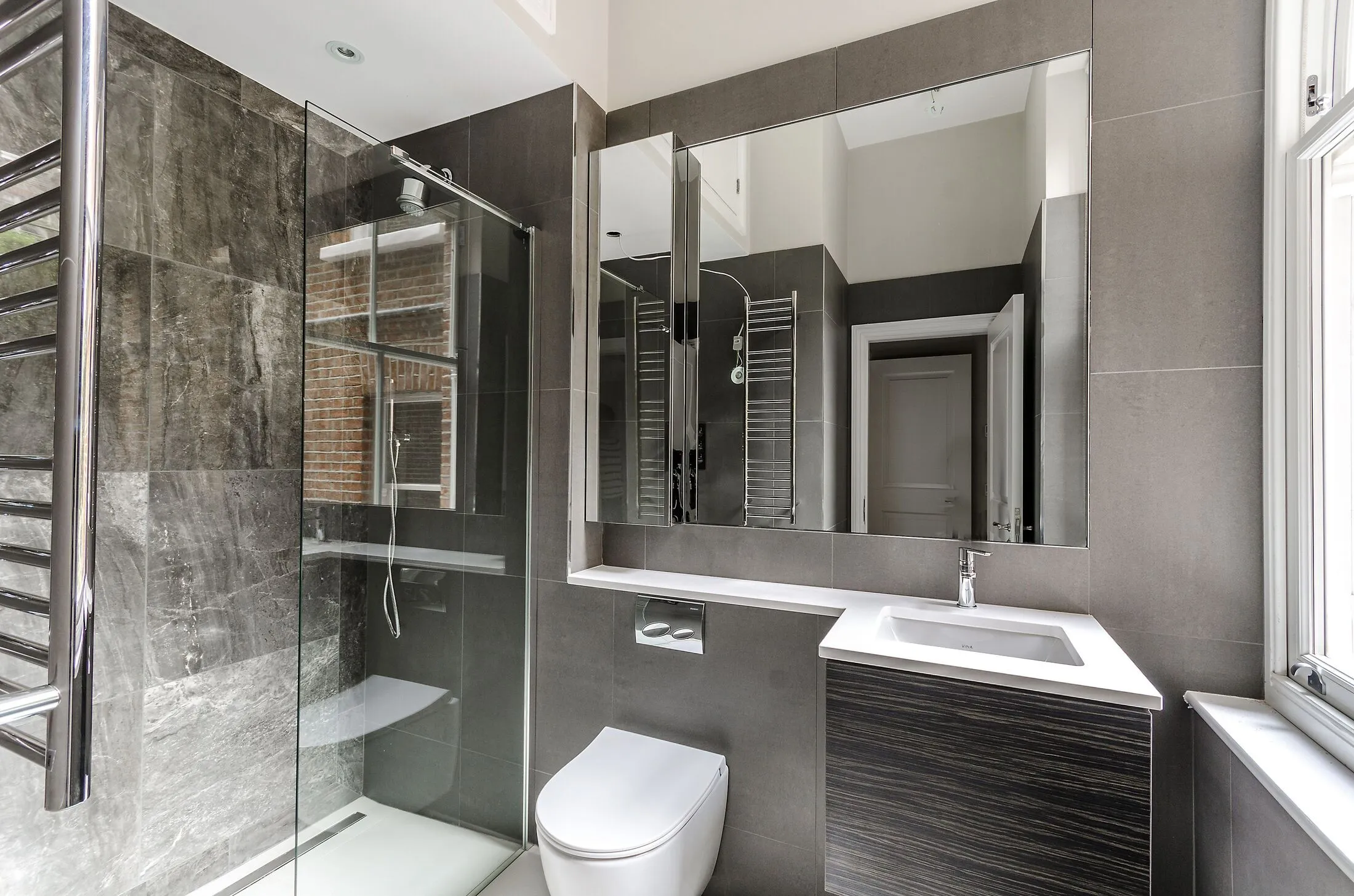 Flat Bina Gardens in Greater London