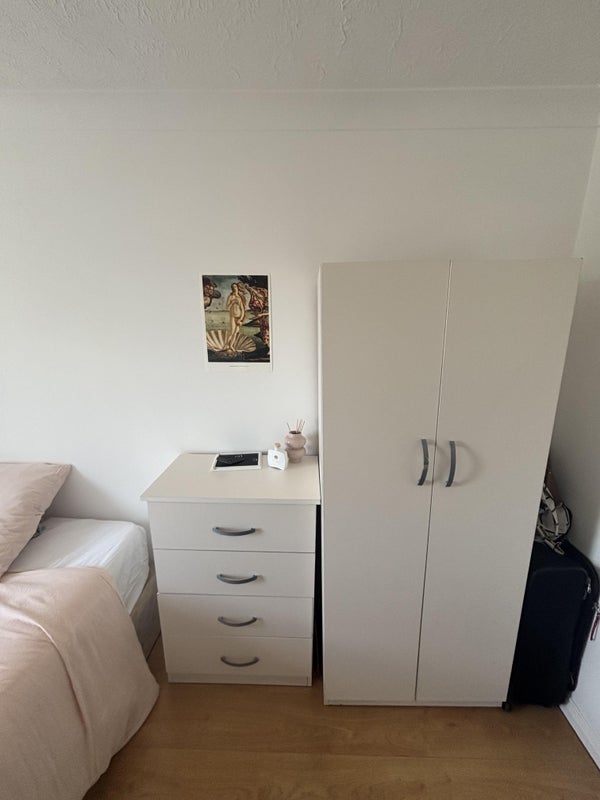 Room Rossetti Road in Greater London