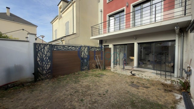 House Rue de Malakoff in Châtillon