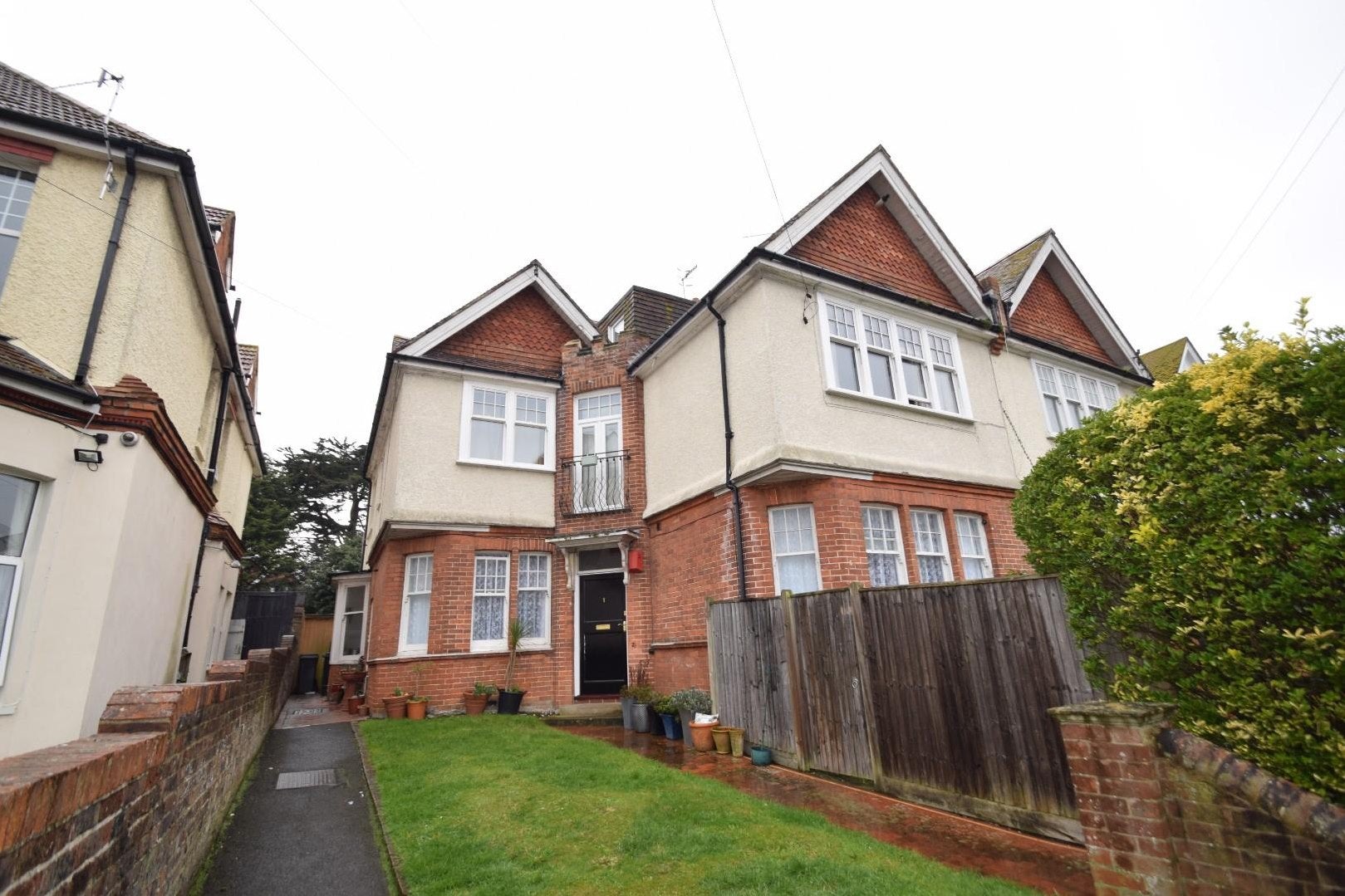 Flat Southfields Road in Eastbourne