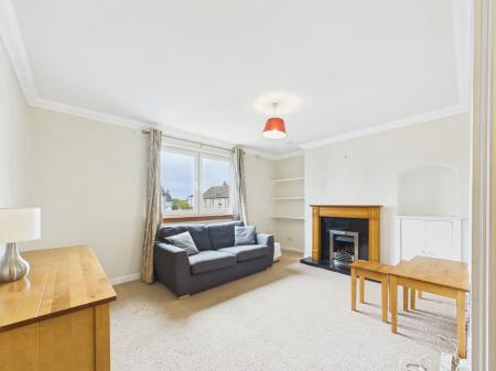 Flat South Gyle Road in City of Edinburgh