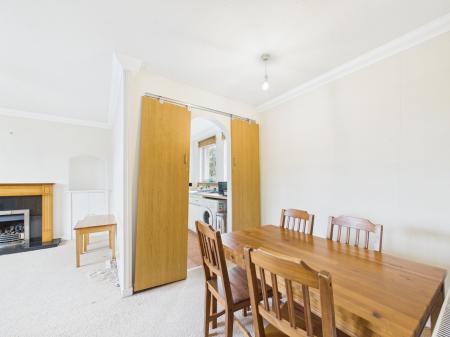 Flat South Gyle Road in City of Edinburgh