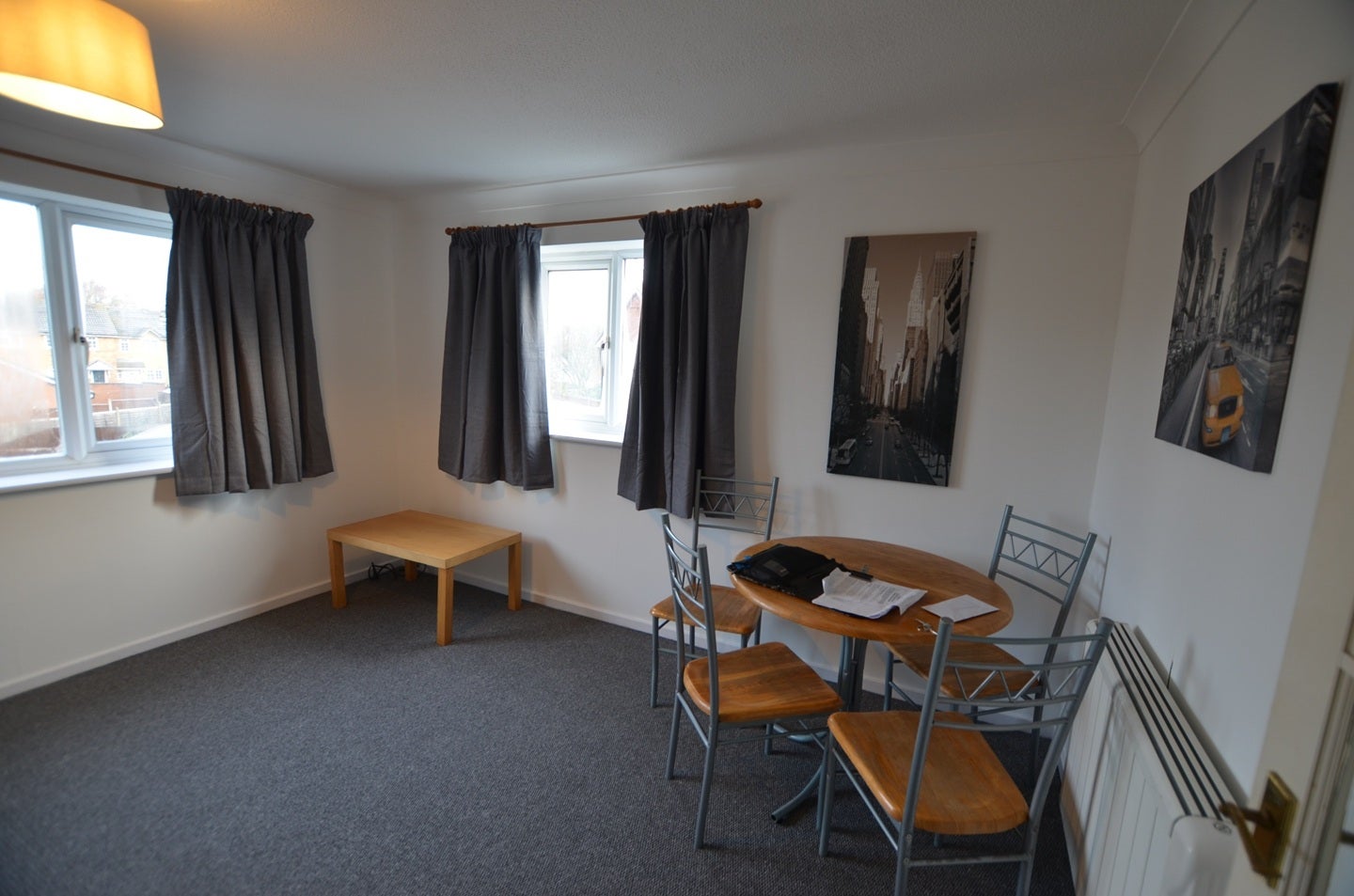 Flat Flamborough Close in Peterborough