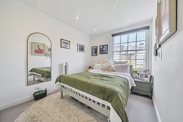 Flat Odger Street in Greater London