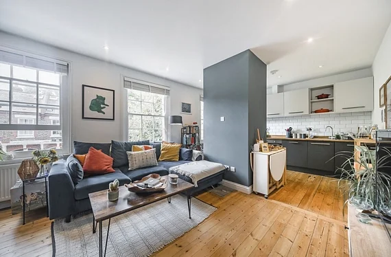 Flat Odger Street in Greater London