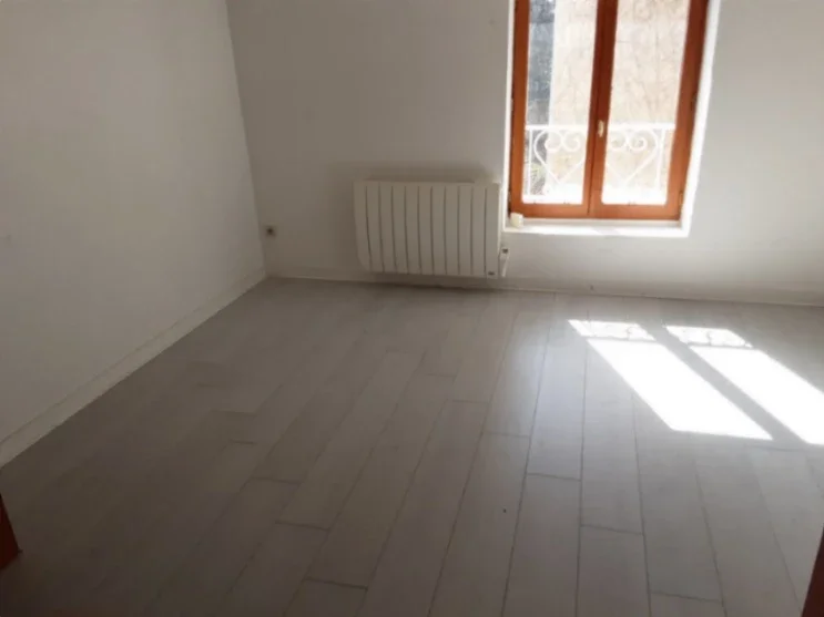 Flat Avenue Gambetta in Saint-Cyr-au-Mont-d'Or
