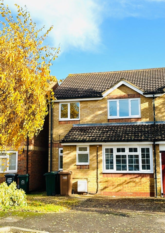 House Groveherst Road in Dartford