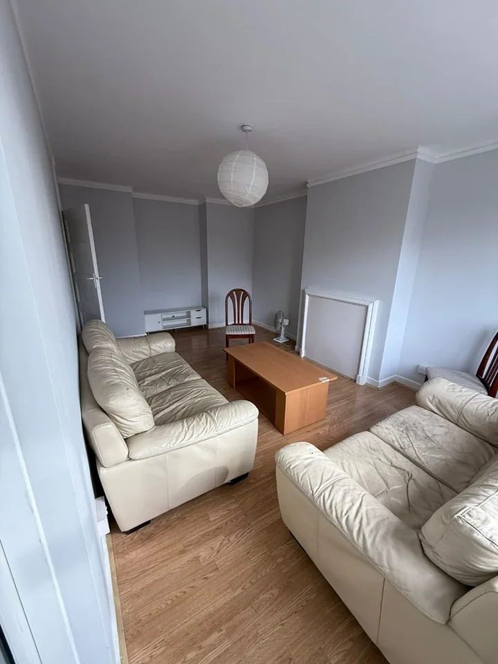 House Falloden Way in Greater London