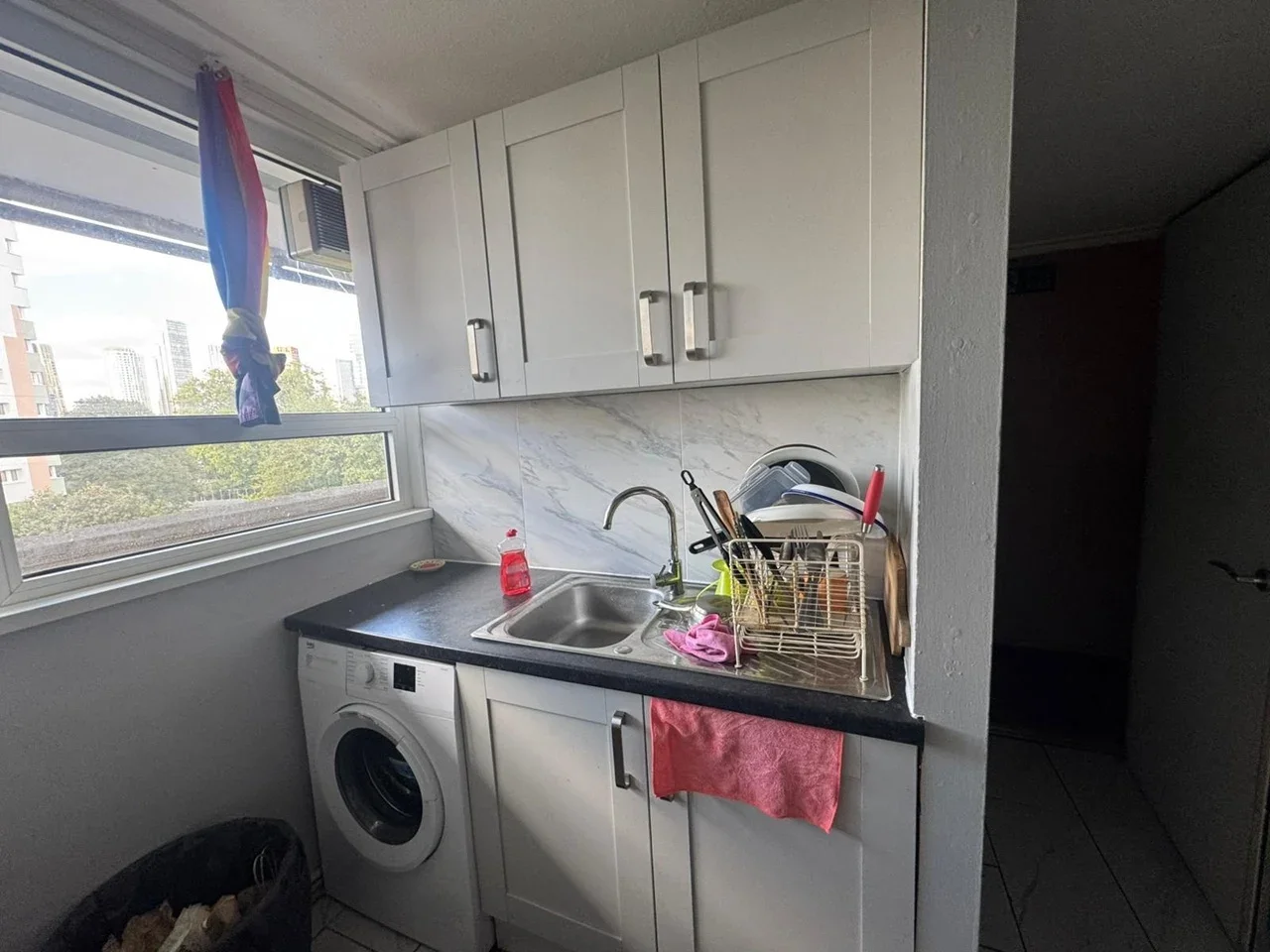 Room Hampson Way in Greater London