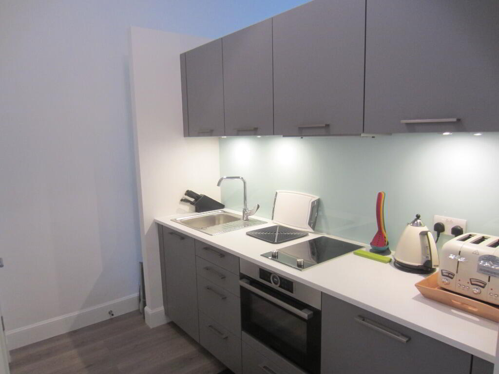 Flat New Mart Road in City of Edinburgh