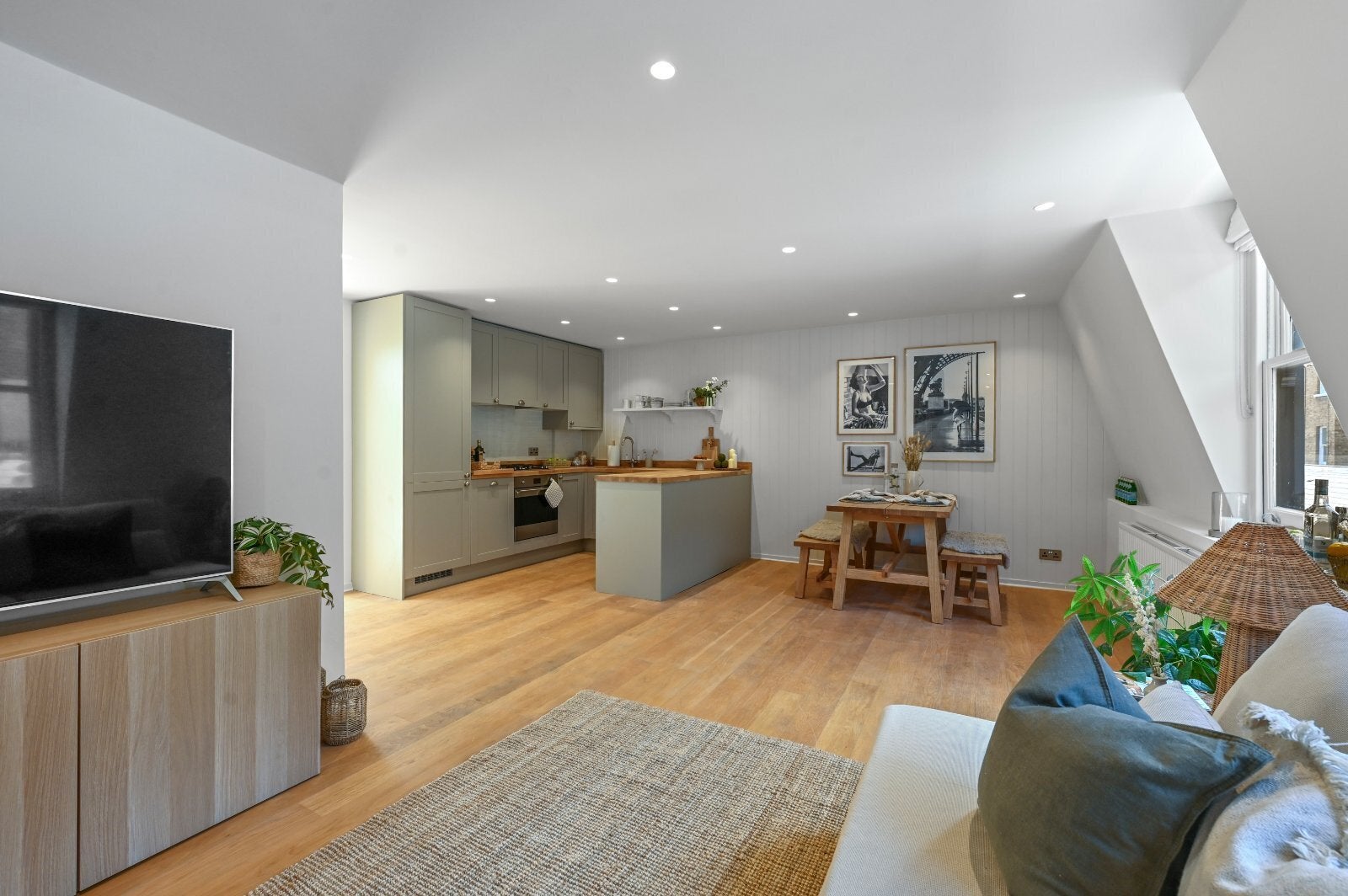 Flat Bingham Place in City of Westminster