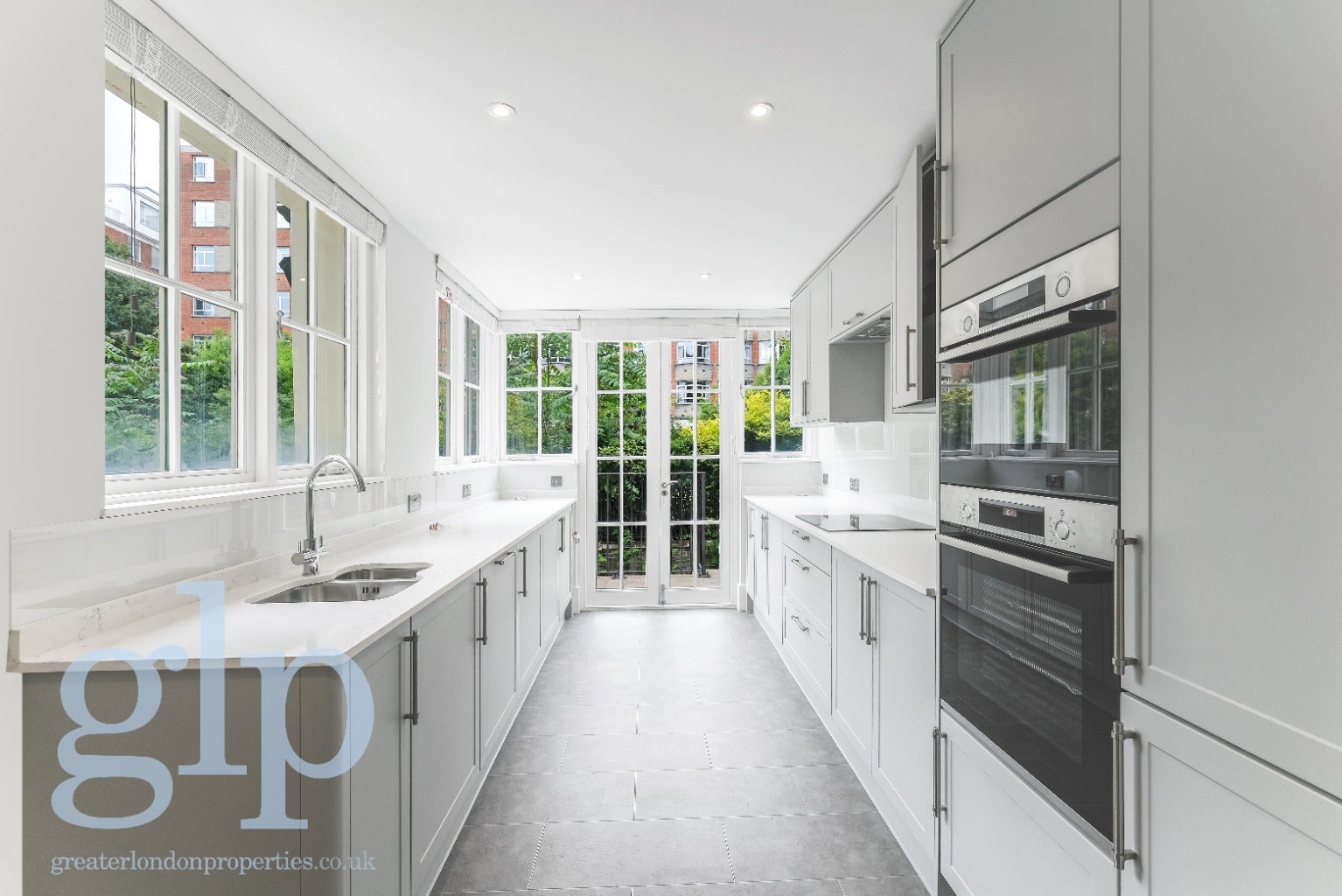 Flat Bedford Place in Greater London