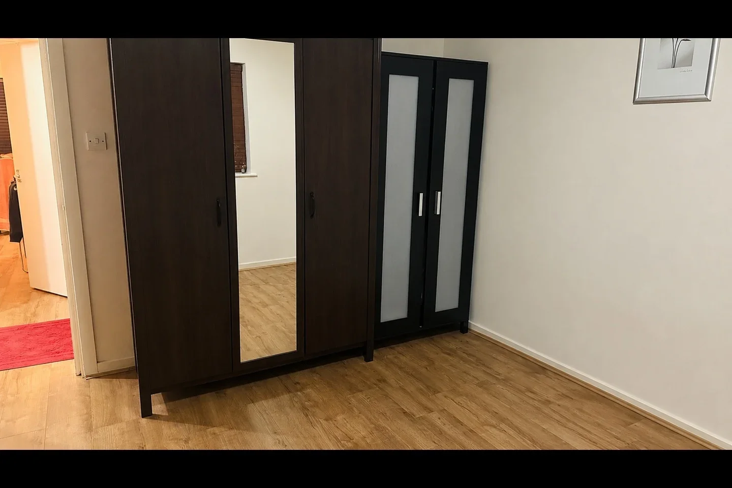 Room Crown Mews in Greater London