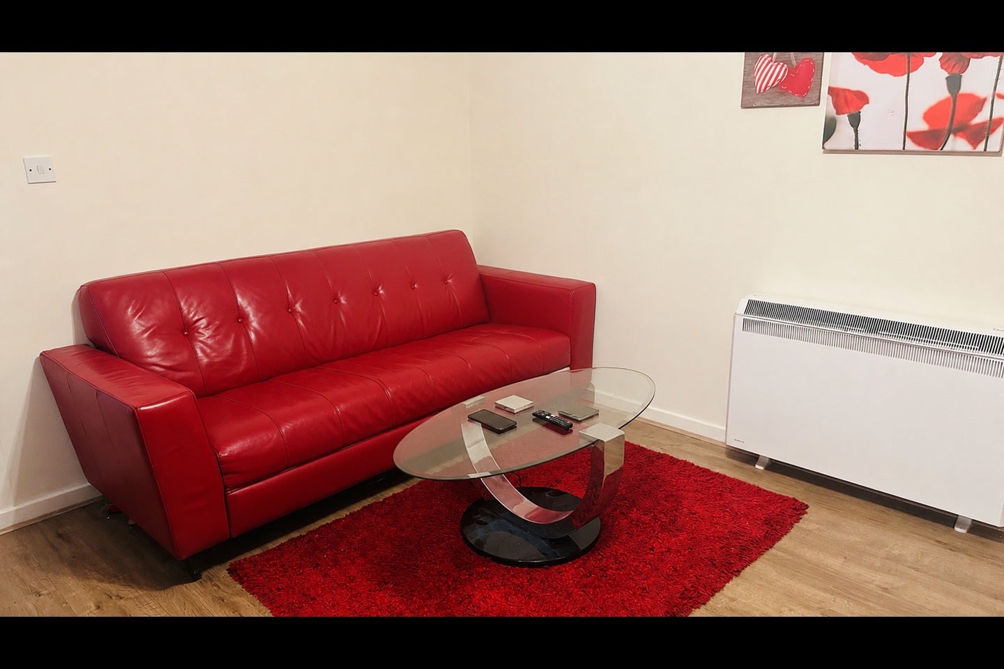 Room Crown Mews in Greater London