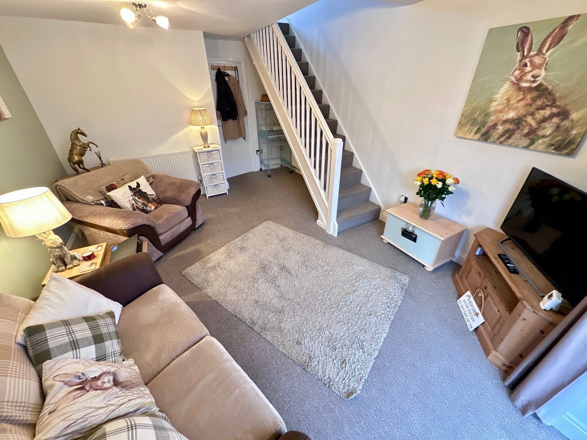 House Caernarvon Close in Charnwood