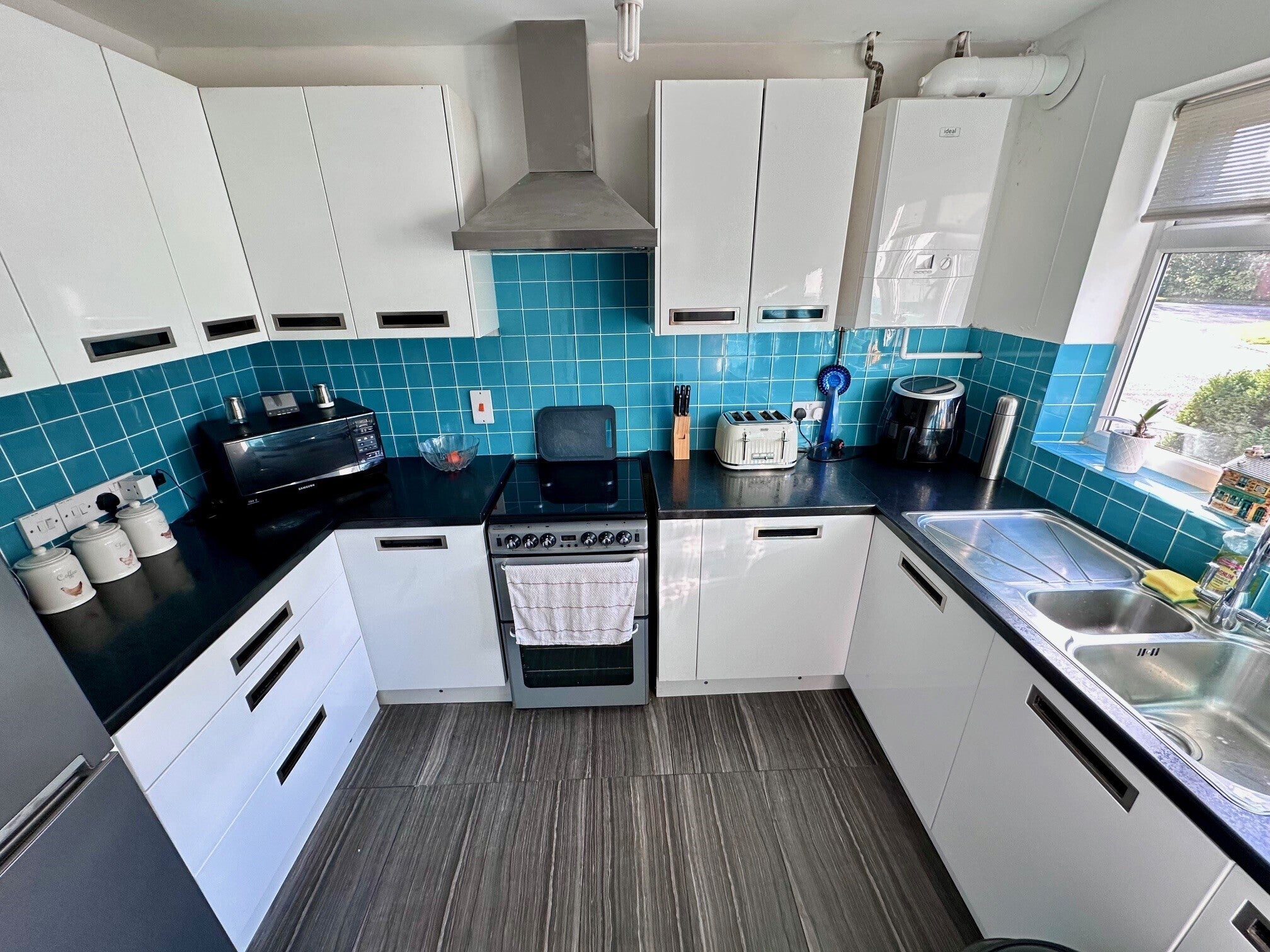 House Caernarvon Close in Charnwood
