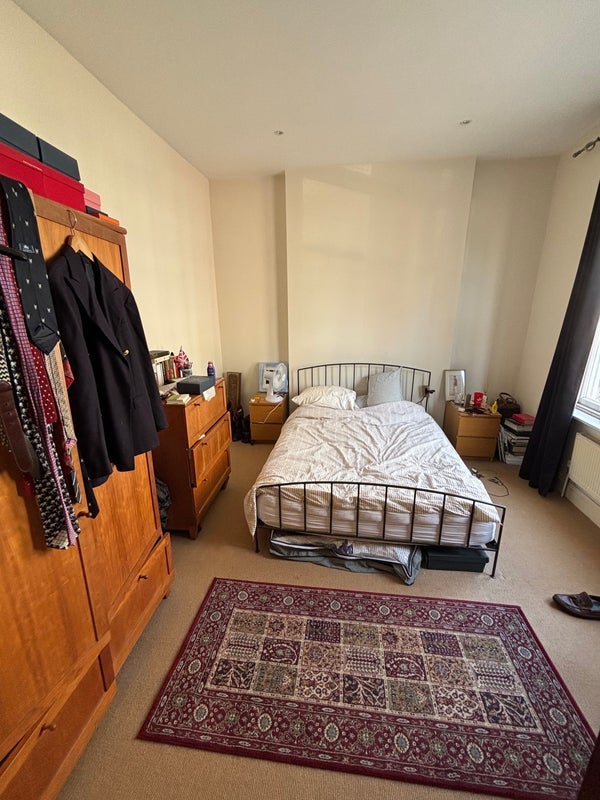 Room Trevanion Road in Greater London