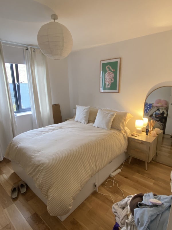Flat Fairfield Road in Greater London
