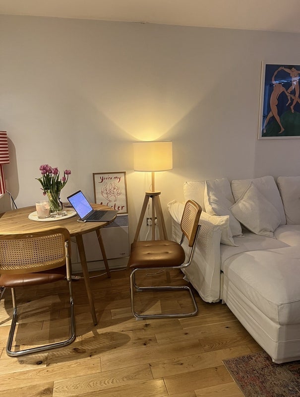 Flat Fairfield Road in Greater London