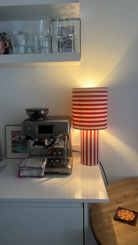 Flat Fairfield Road in Greater London