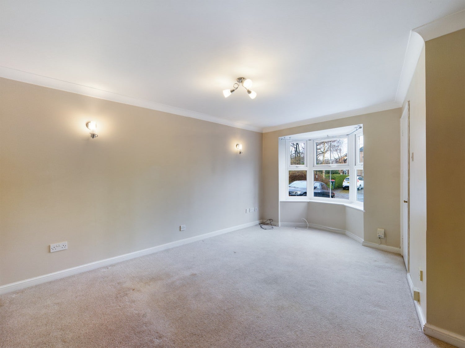 House Tamar Close in Crawley