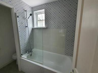 Flat Petersham Mews in Greater London