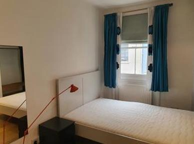 Flat Petersham Mews in Greater London