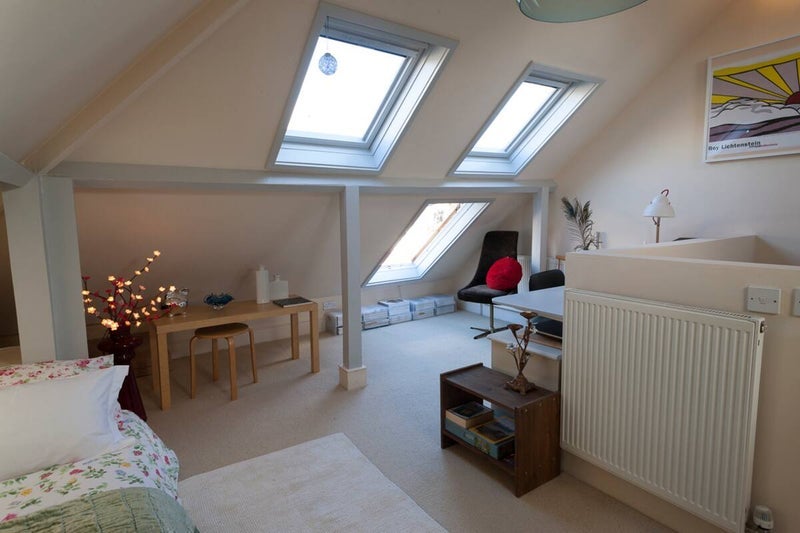 Room Dalgarno Gardens in Greater London