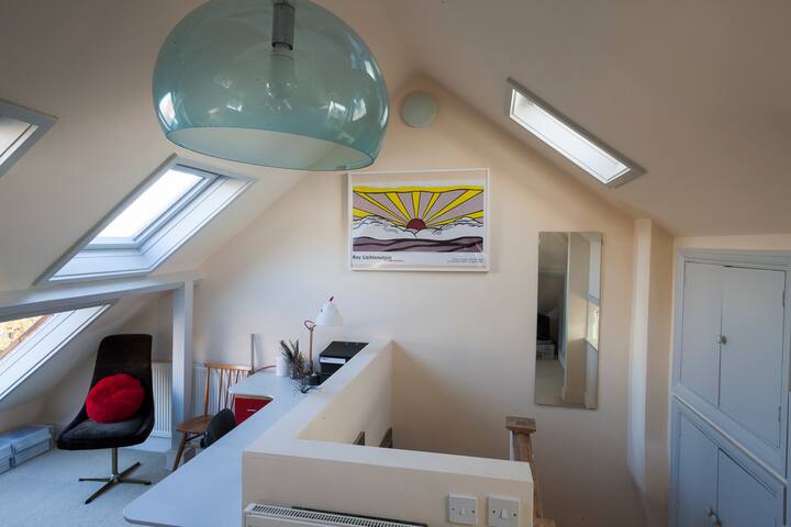 Room Dalgarno Gardens in Greater London