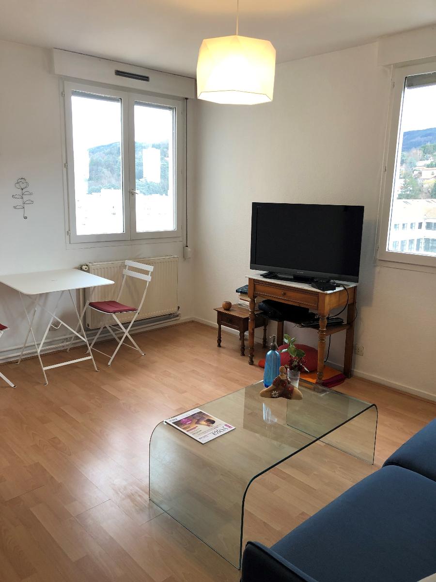 Flat Rue Amouroux in Saint-Étienne