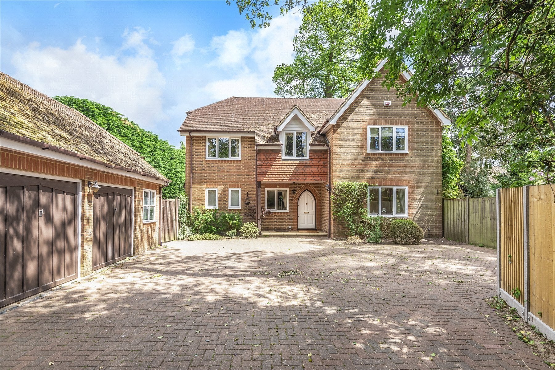 House The Riding in Woking