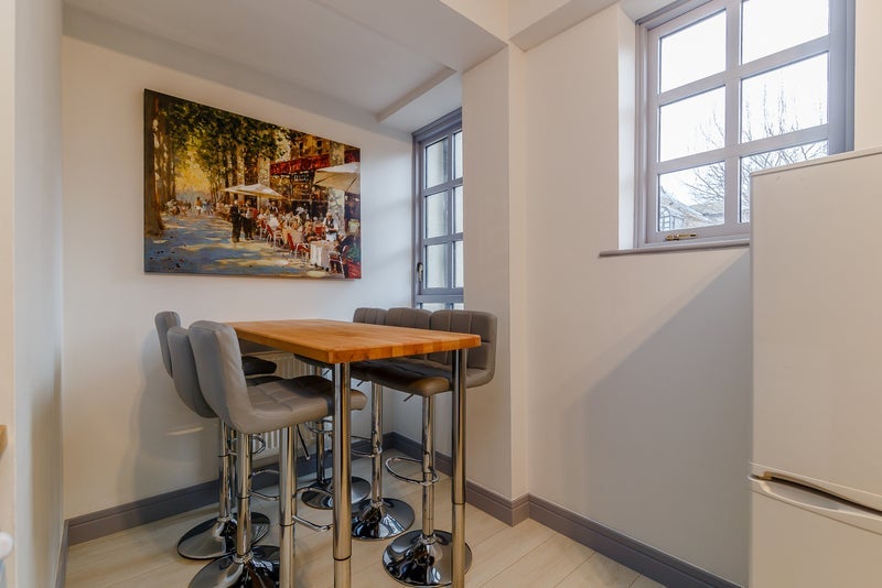 Room Finland Street in Greater London