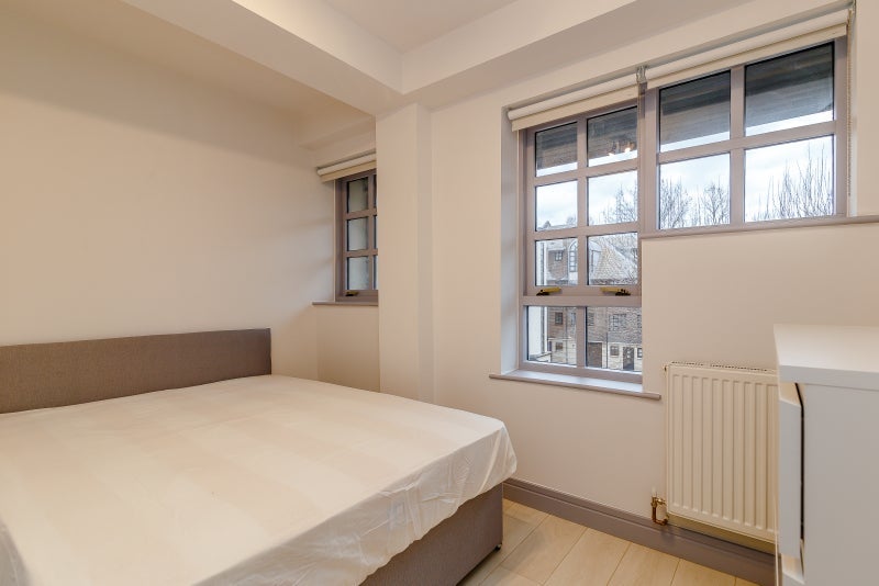 Room Finland Street in Greater London