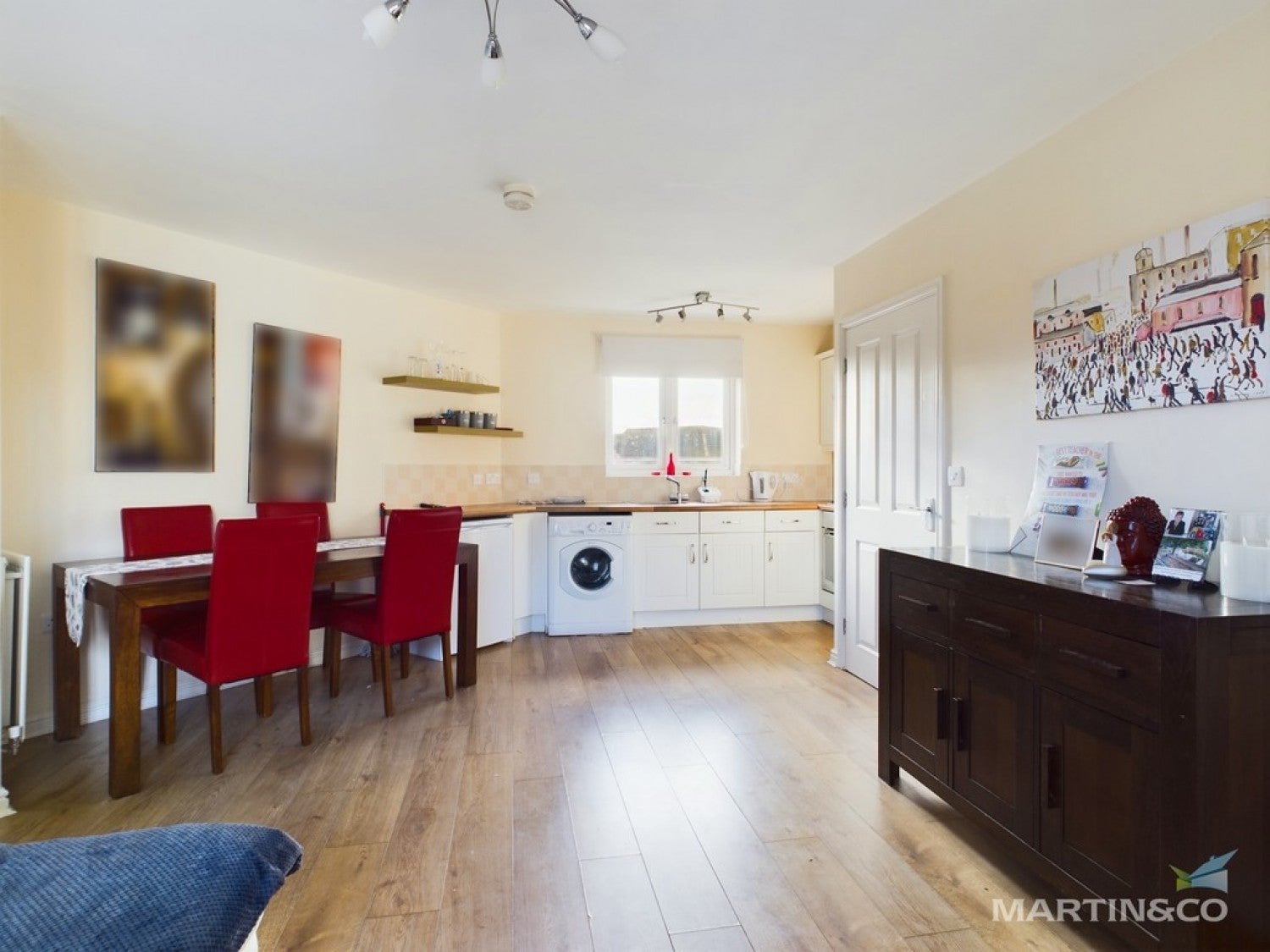 Flat Kingham Close in Leasowe