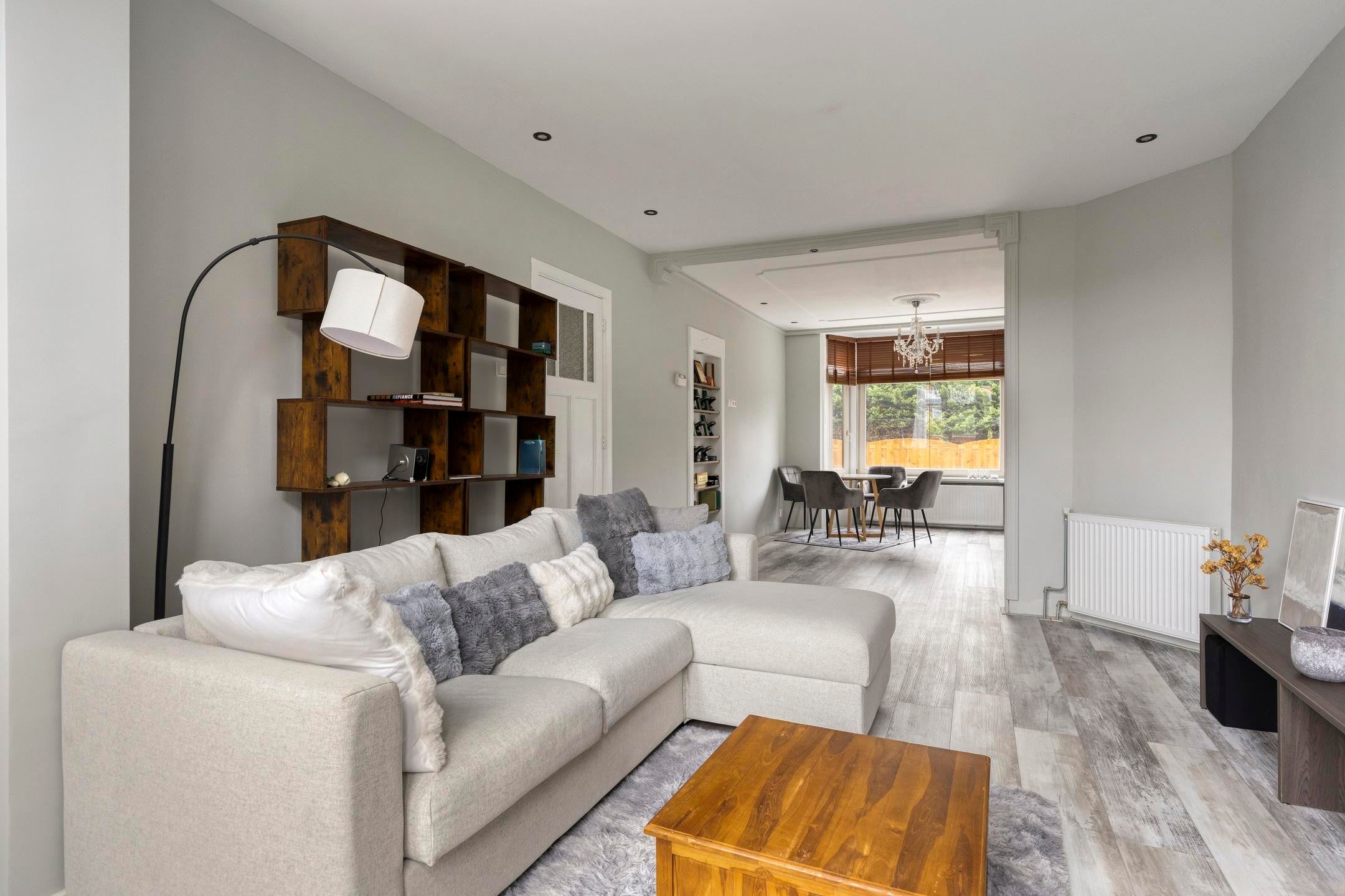 Appartement te koop: Ceintuurbaan 147, Rotterdam