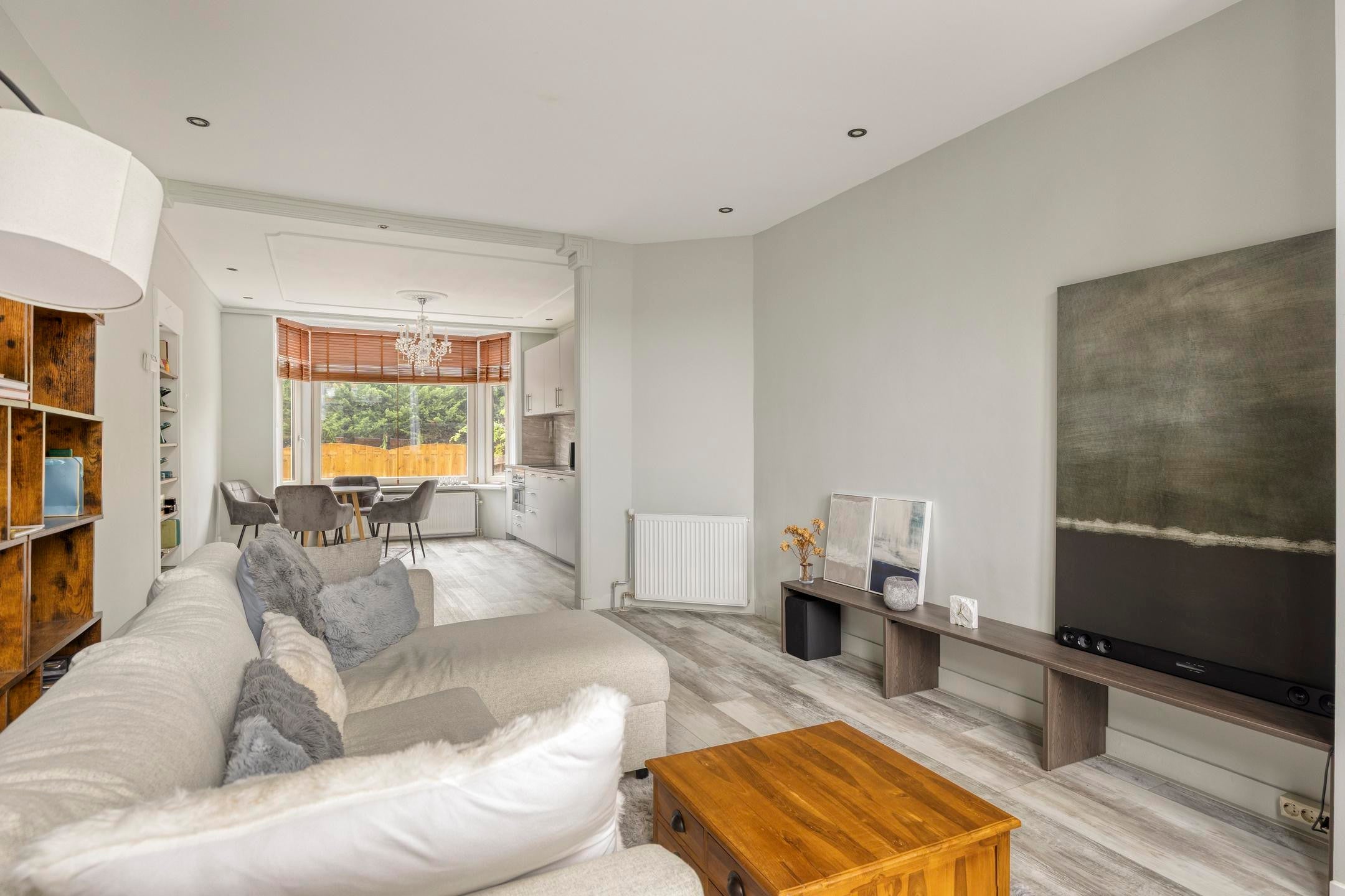 Appartement te koop: Ceintuurbaan 147, Rotterdam