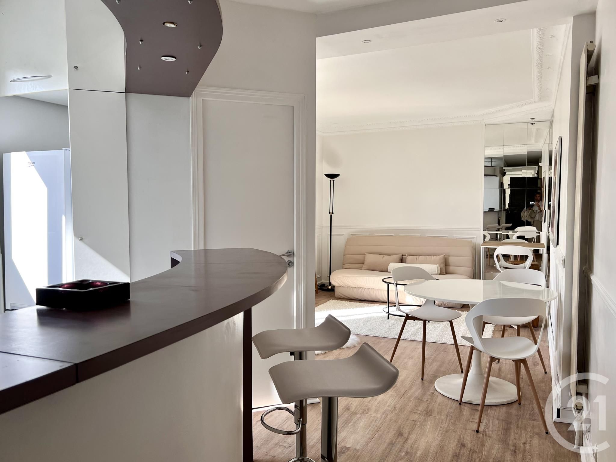 Appartement Avenue Félix Faure à Paris