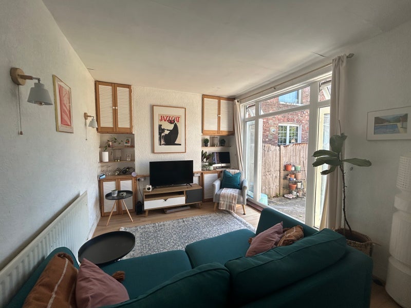 Room College Road in Greater London