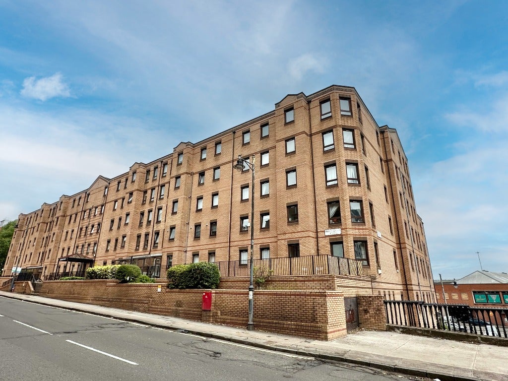 Flat West Graham Street in Glasgow