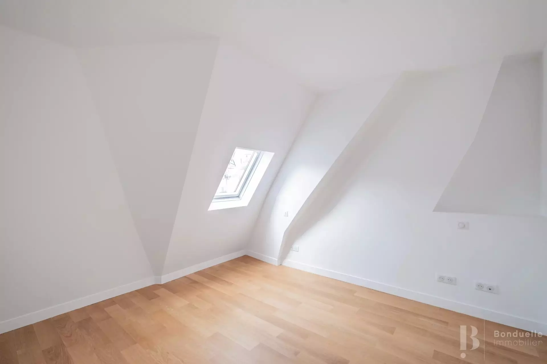 Flat Carrefour de l'Odéon in Paris