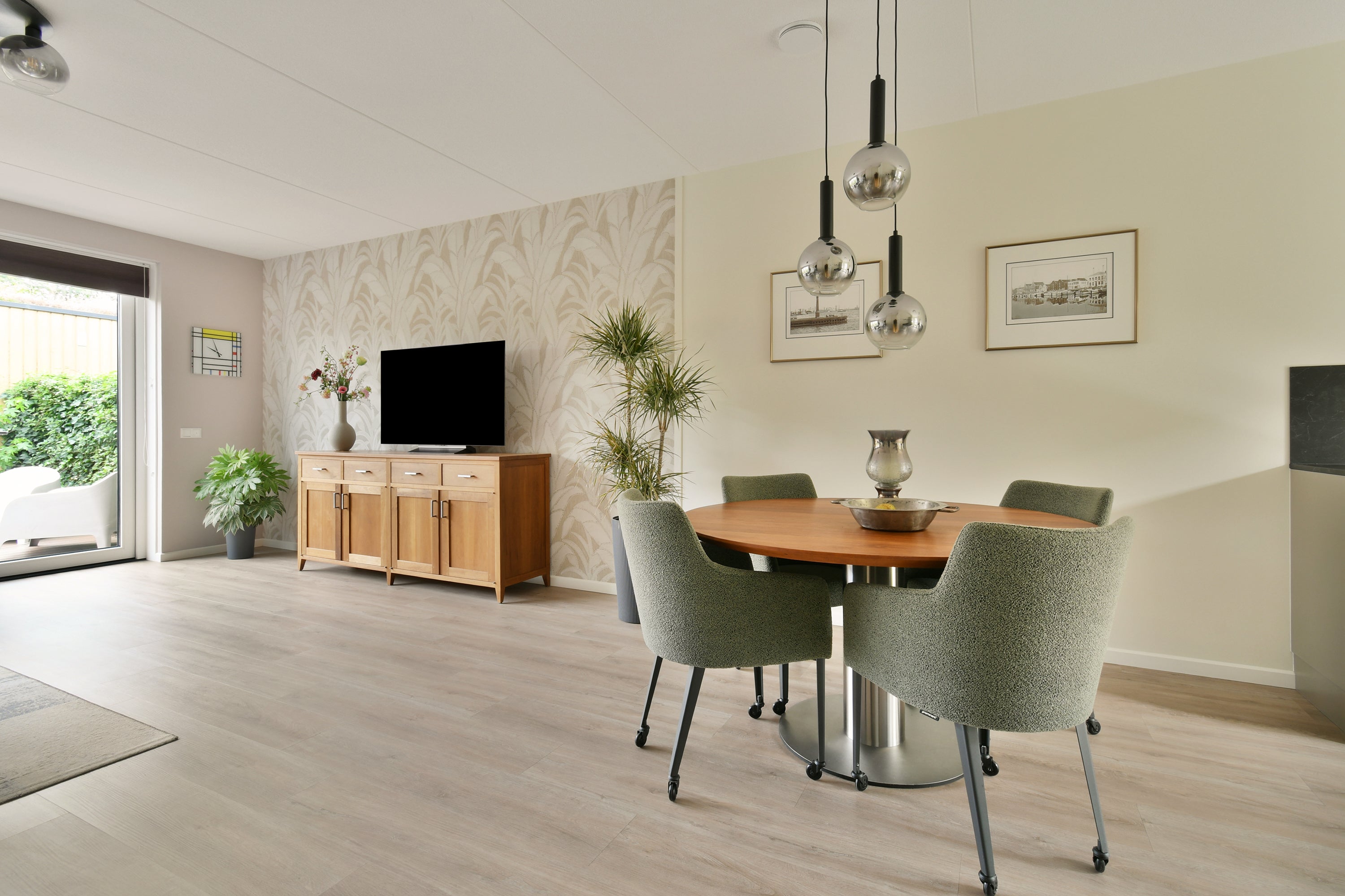 Tussenwoning te koop: Zwembaan 179, Vlaardingen