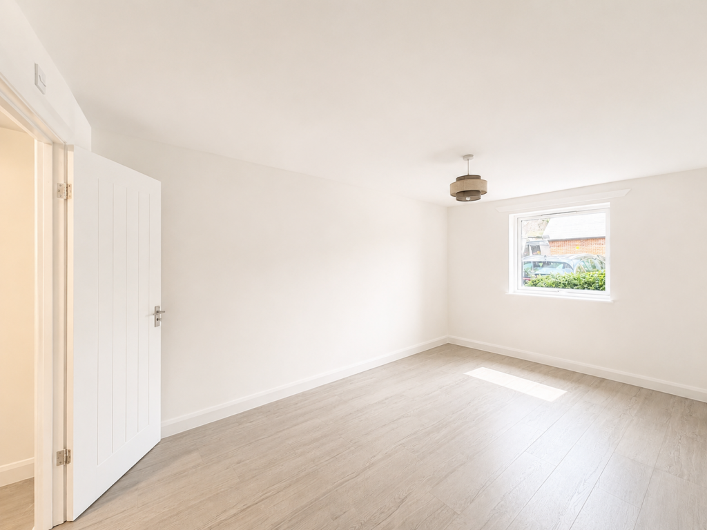 Flat Celsus Grove in Swindon