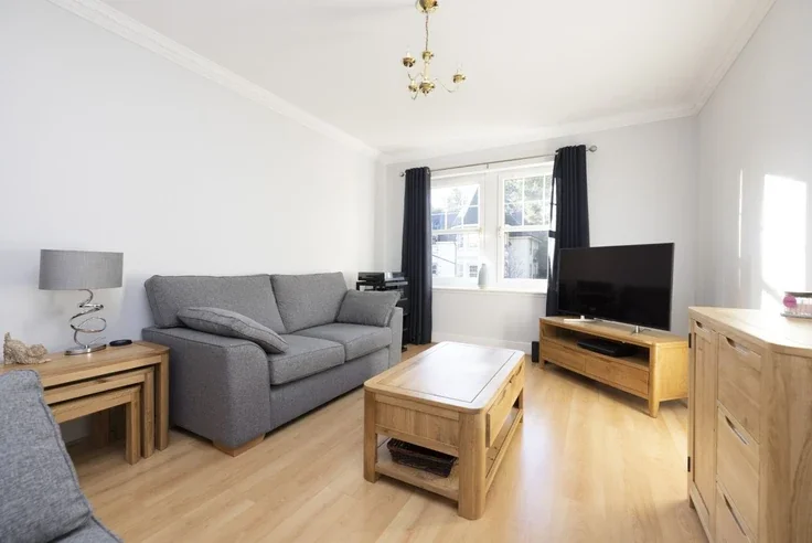 Flat Littlejohn Road in City of Edinburgh