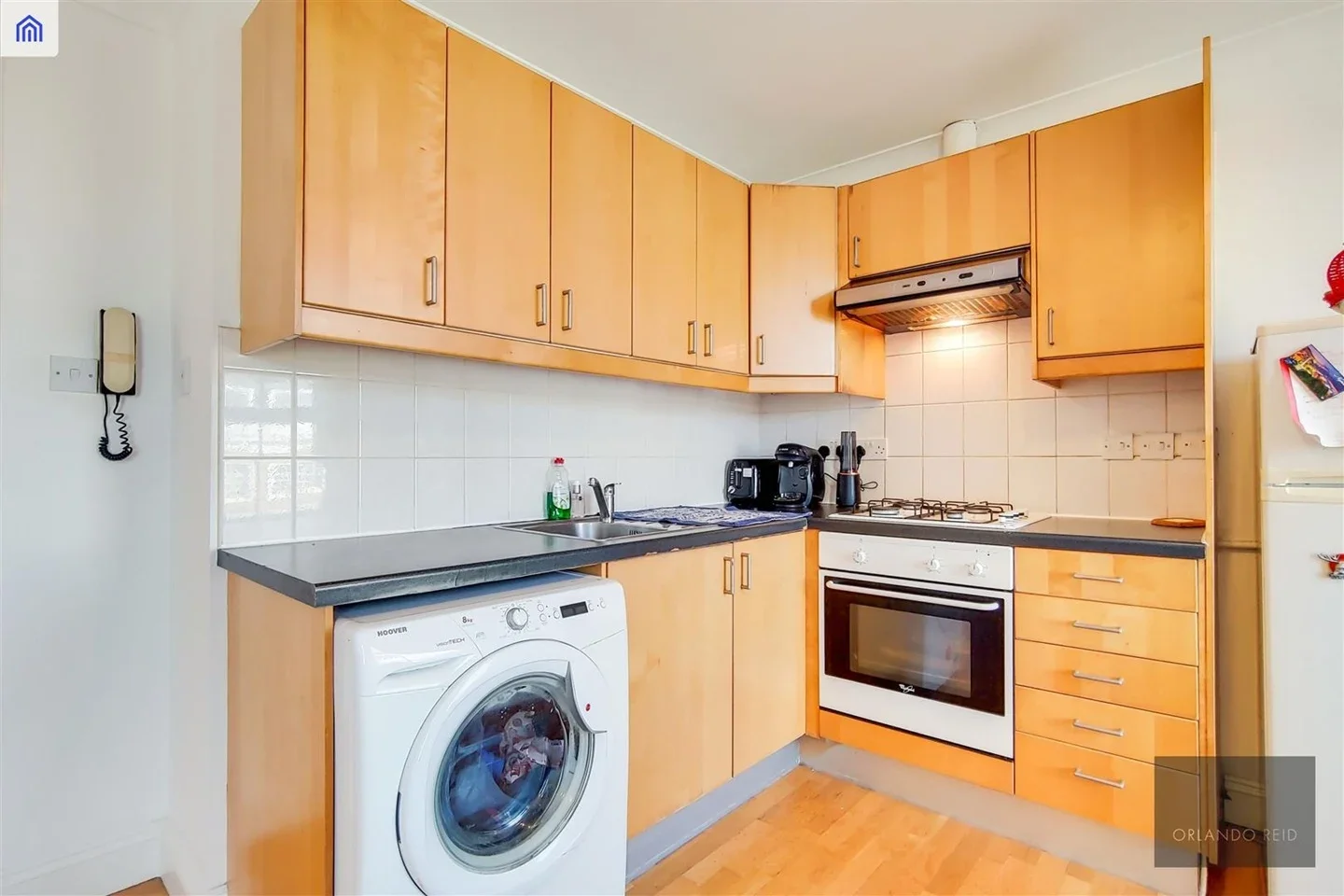 Flat Killyon Terrace in Greater London