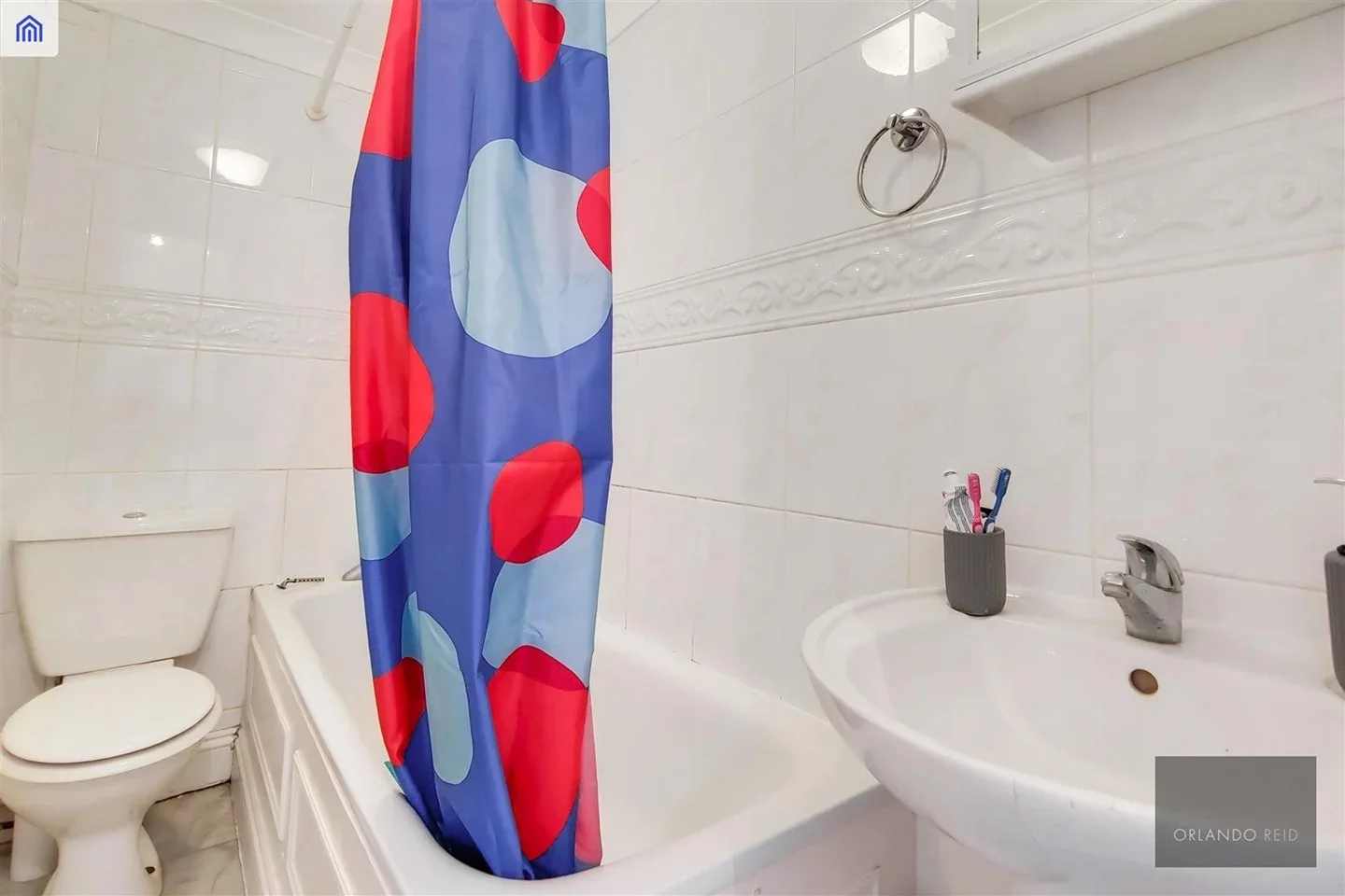 Flat Killyon Terrace in Greater London