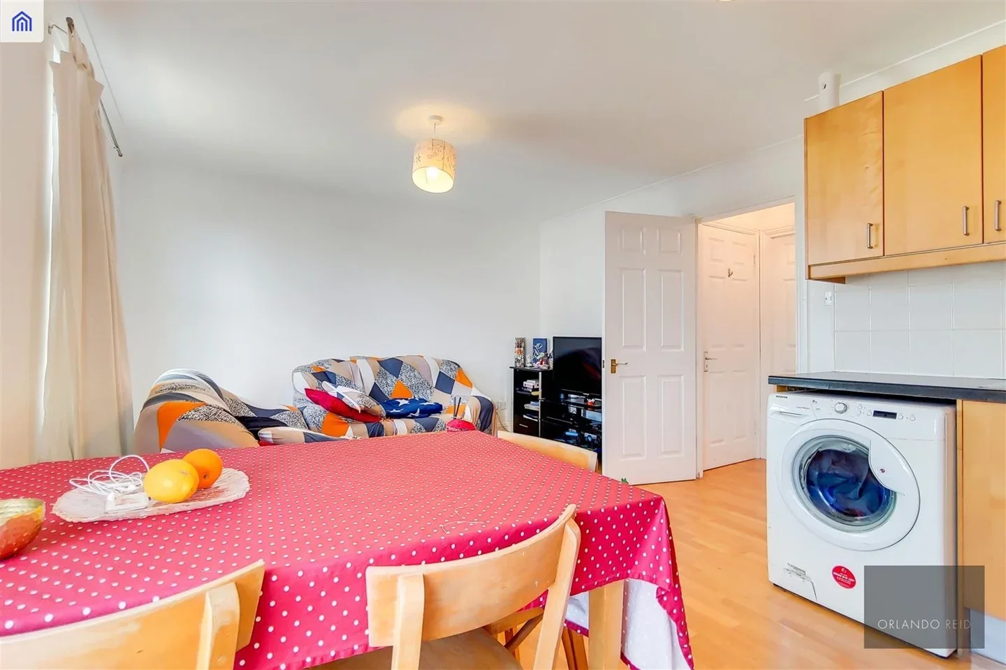 Flat Killyon Terrace in Greater London