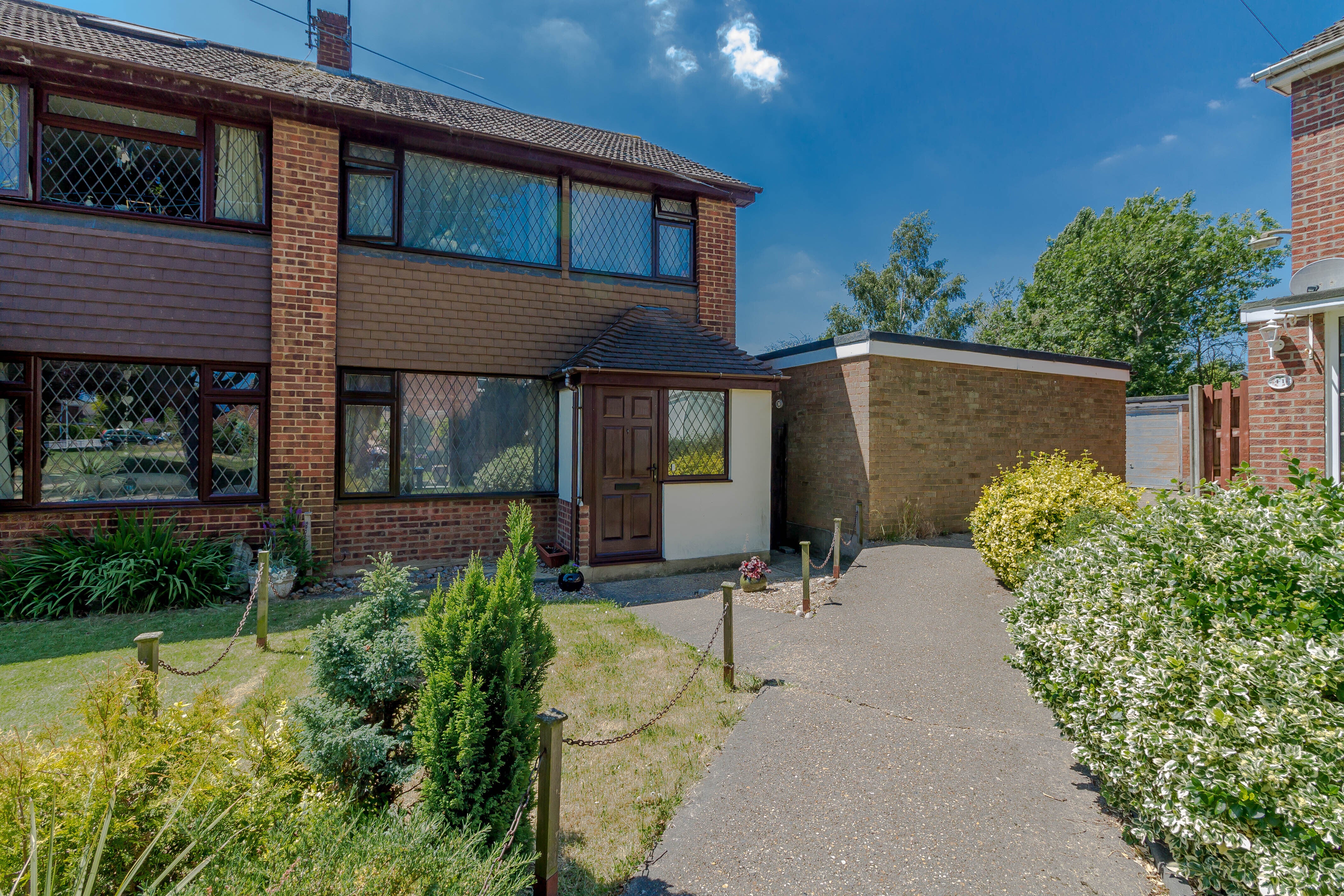 House Hilary Crescent in Rayleigh